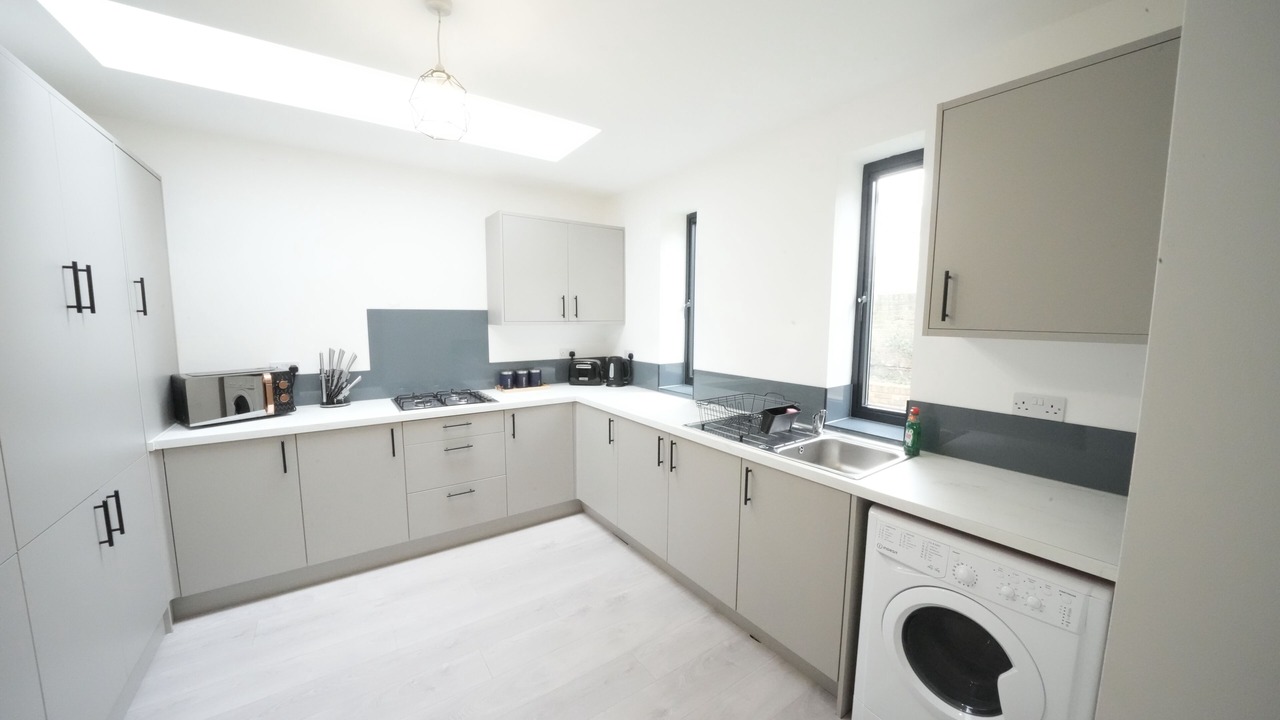 Photo of Kitchen in Ealing