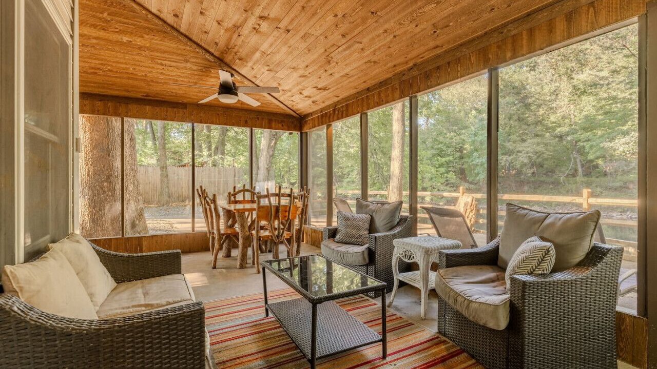 Photo of Livingroom in Jonestown