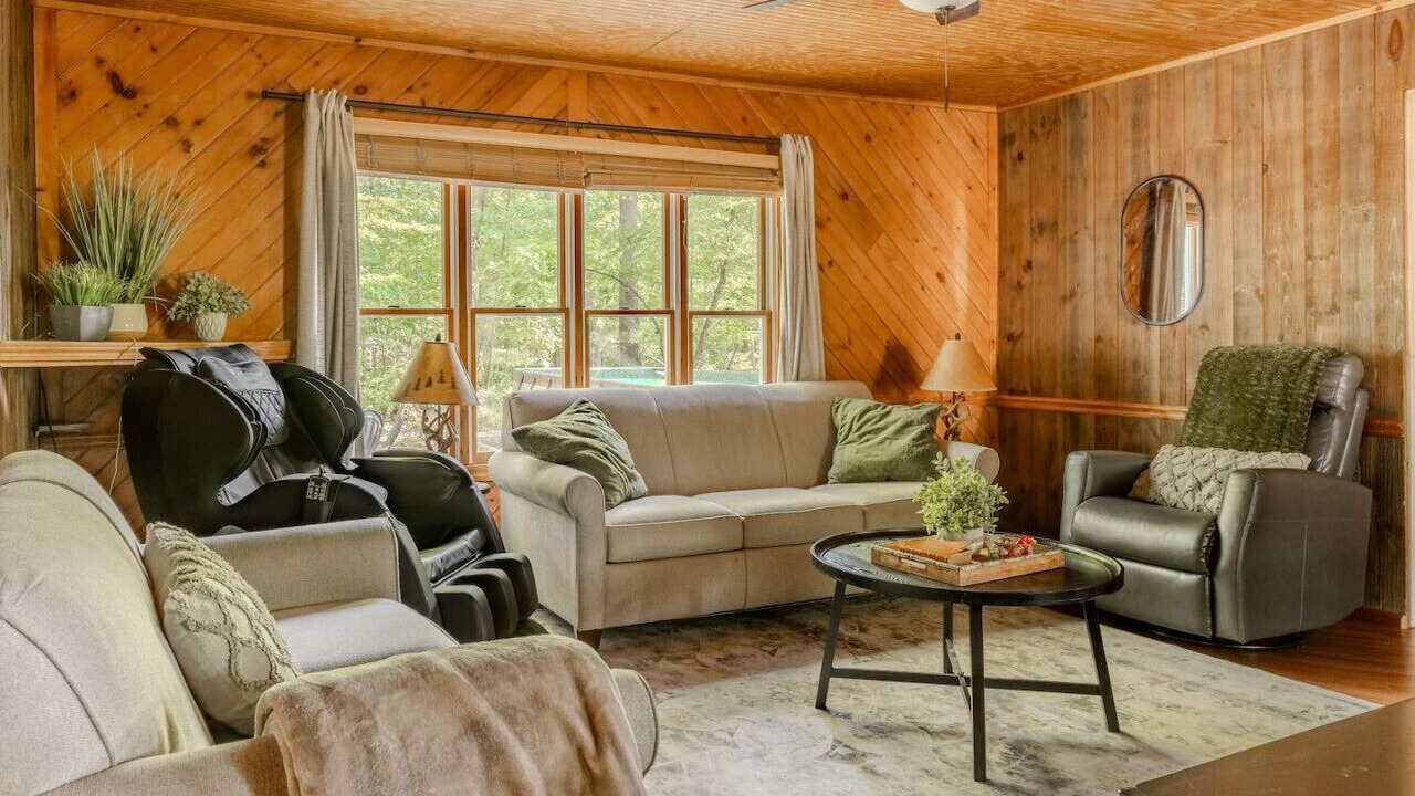 Photo of Livingroom in Jonestown