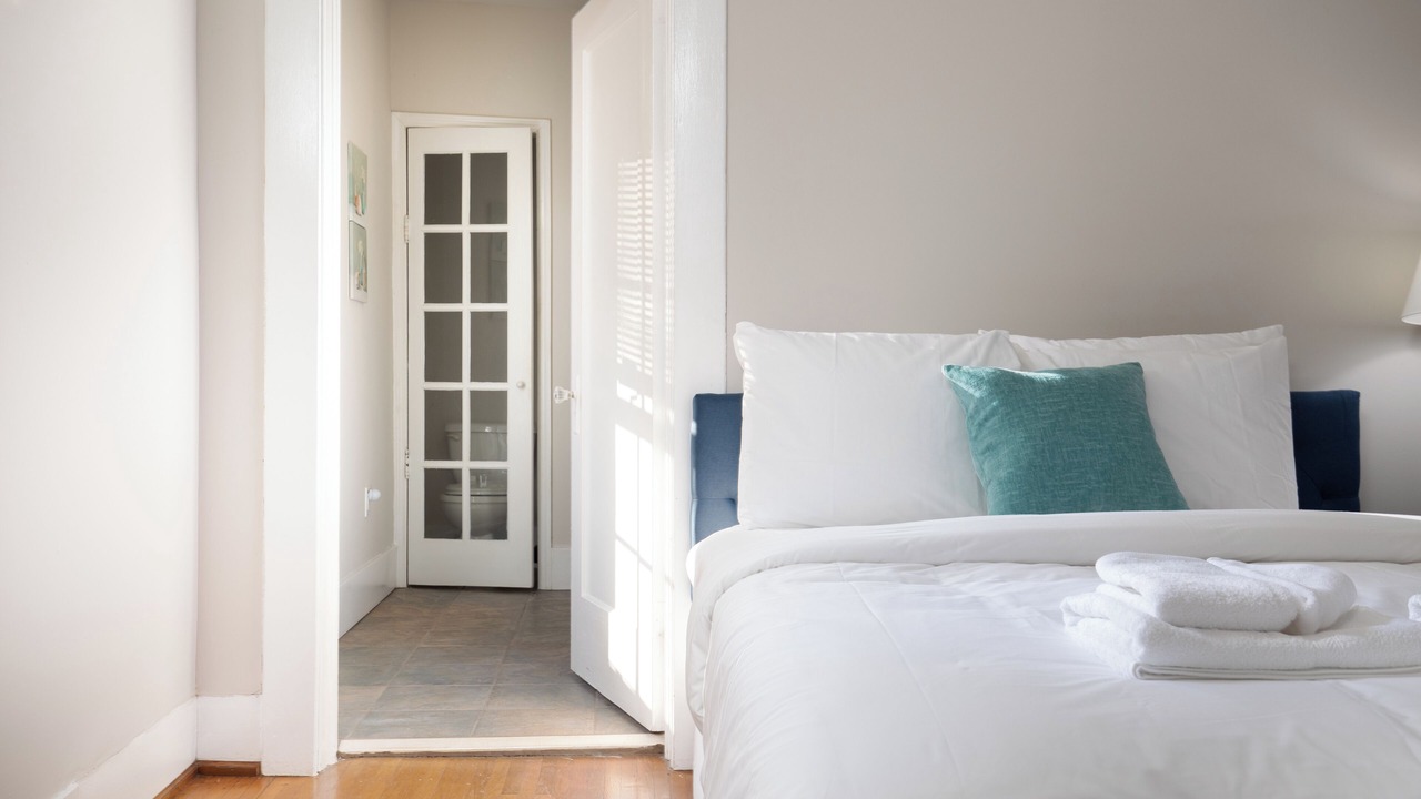 Photo of Bedroom in Redmont Park