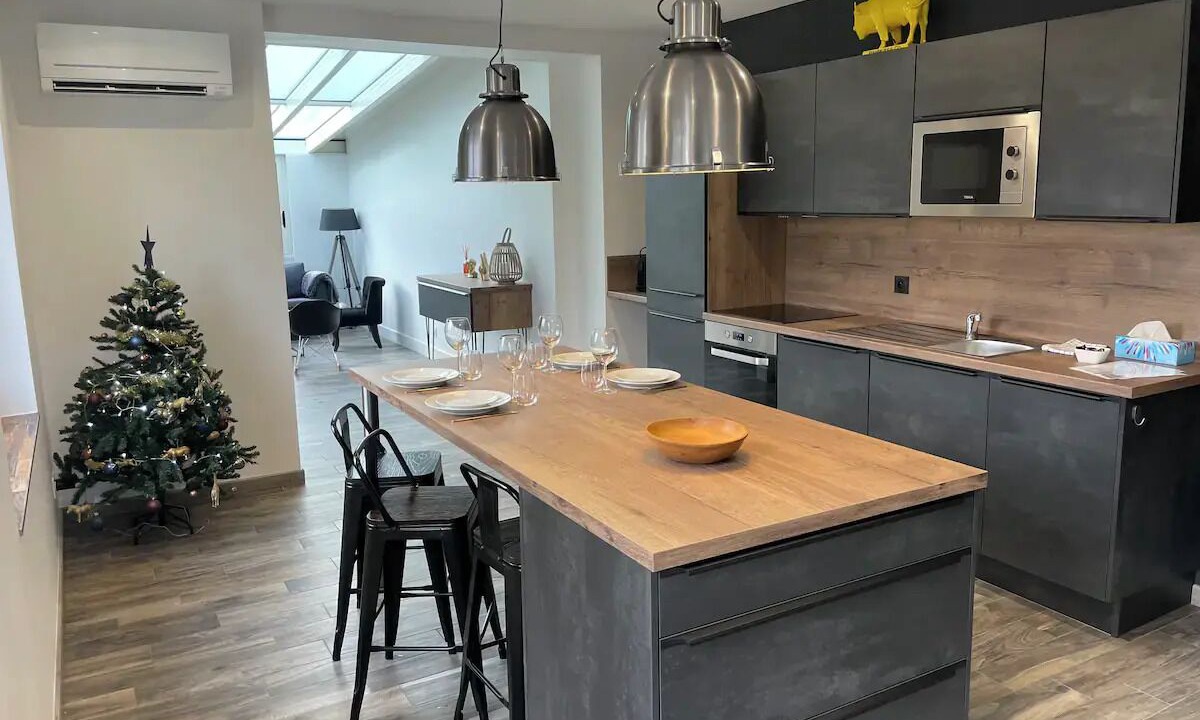 Photo of Others in Saint-Pair