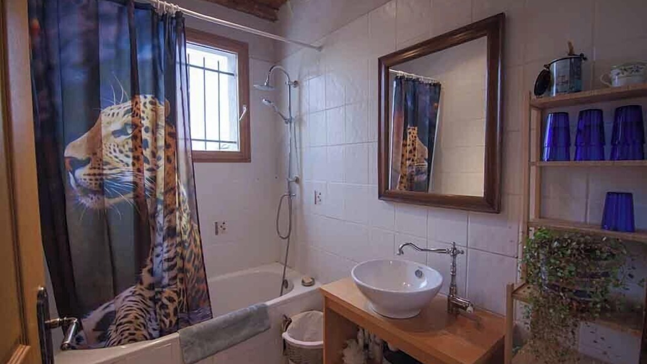 Photo of Bathroom in Moissac-Vallee-Francaise