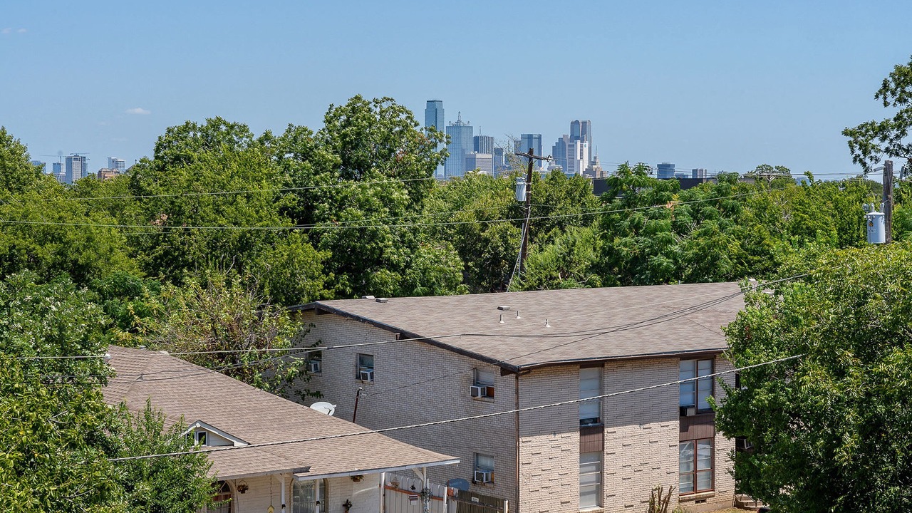 Photo of Others in Oak Cliff