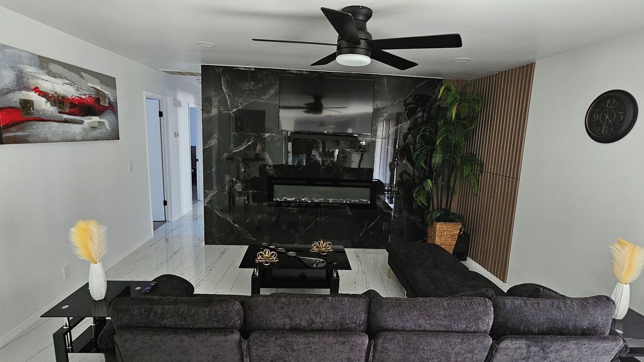 Photo of Livingroom in Tulsa