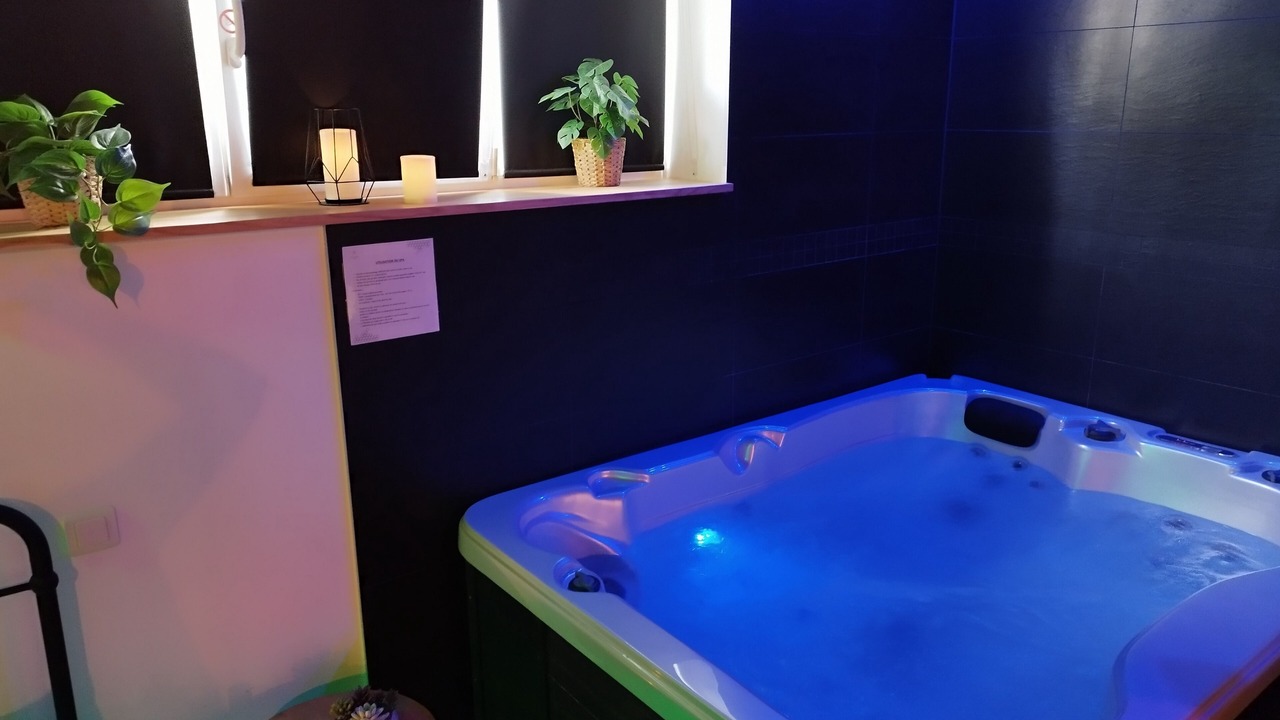 Photo of Others in Avelin