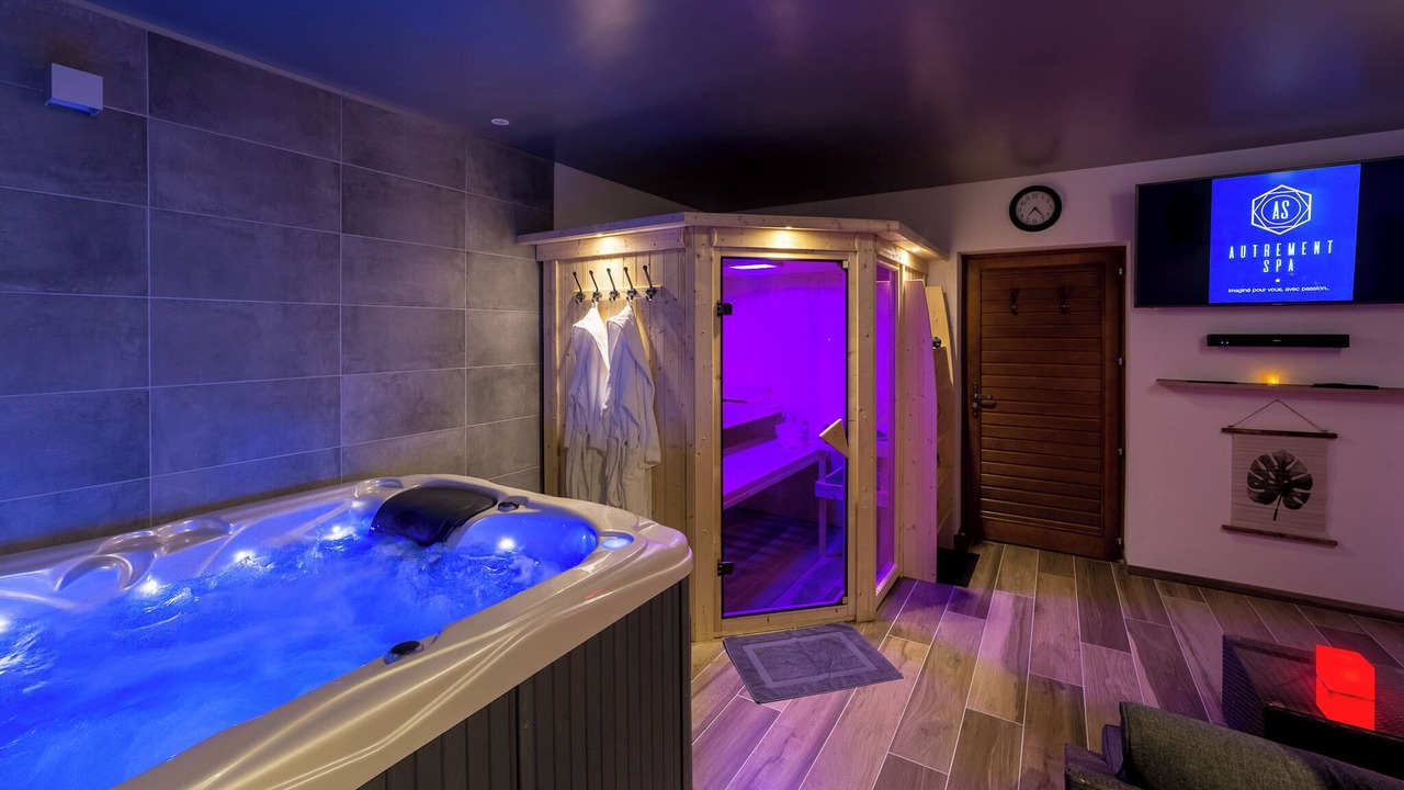 Photo of Others in Avelin