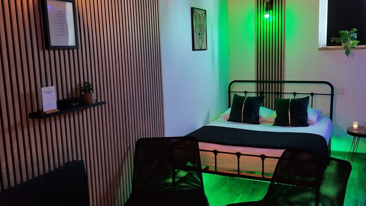 Photo of Others in Avelin