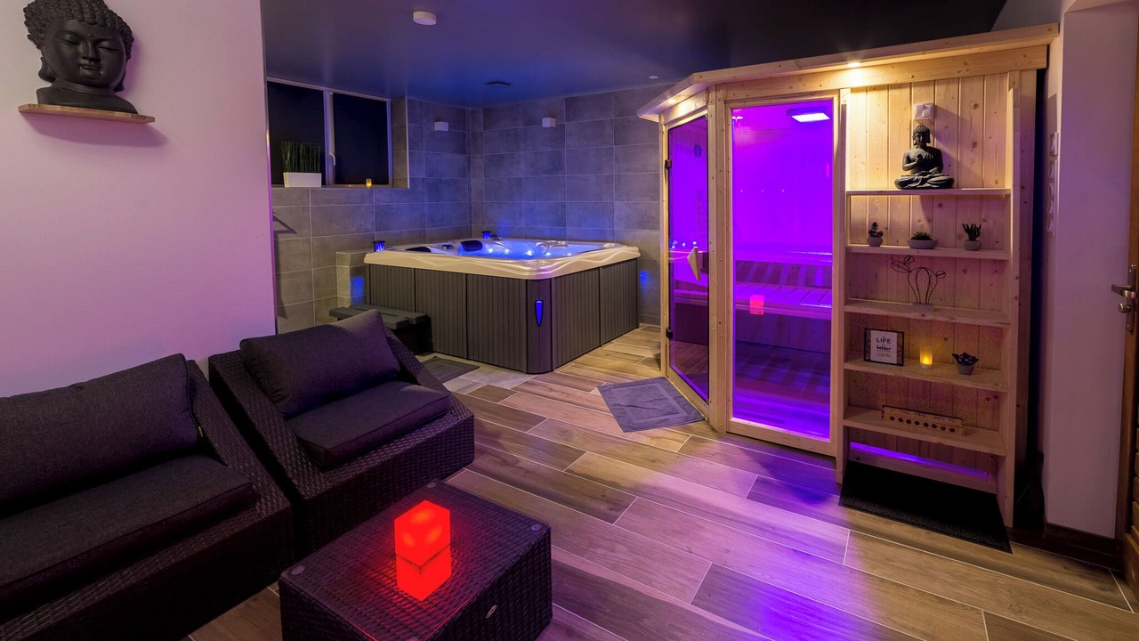 Photo of Others in Avelin