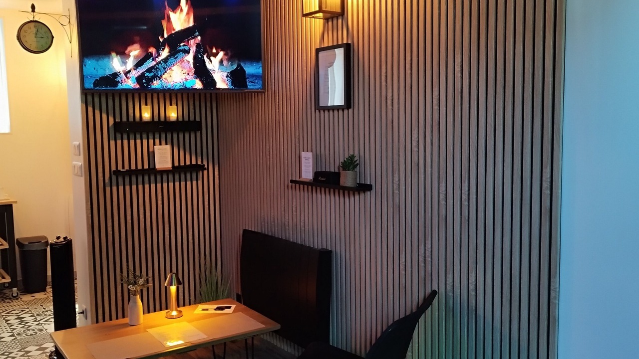 Photo of Others in Avelin