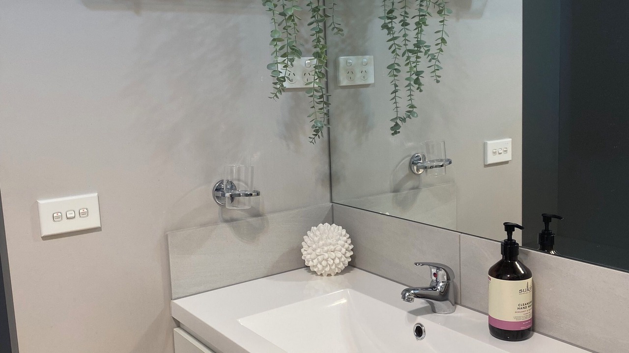 Photo of Others in Oberon