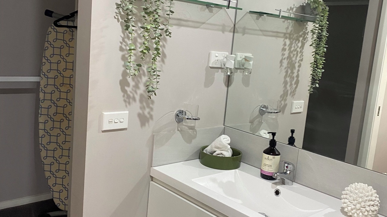 Photo of Others in Oberon