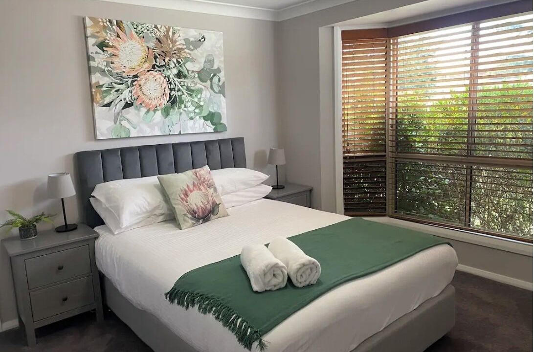 Photo of Others in Oberon