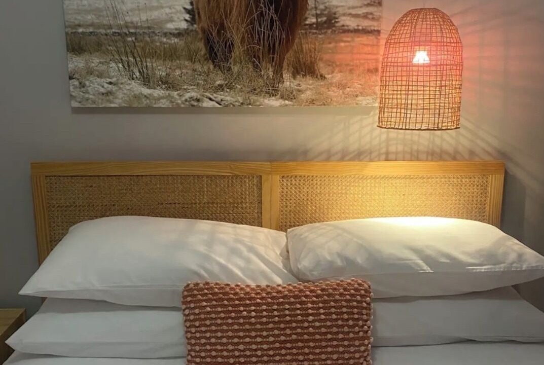 Photo of Others in Oberon