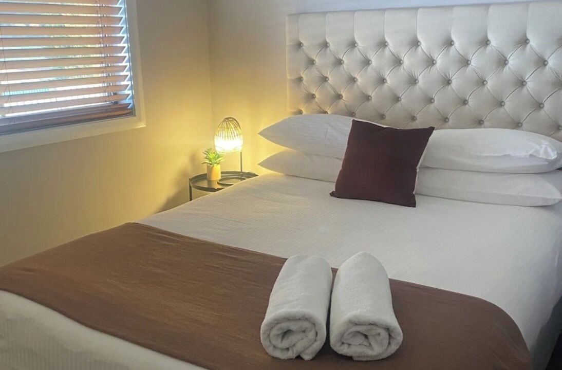 Photo of Others in Oberon