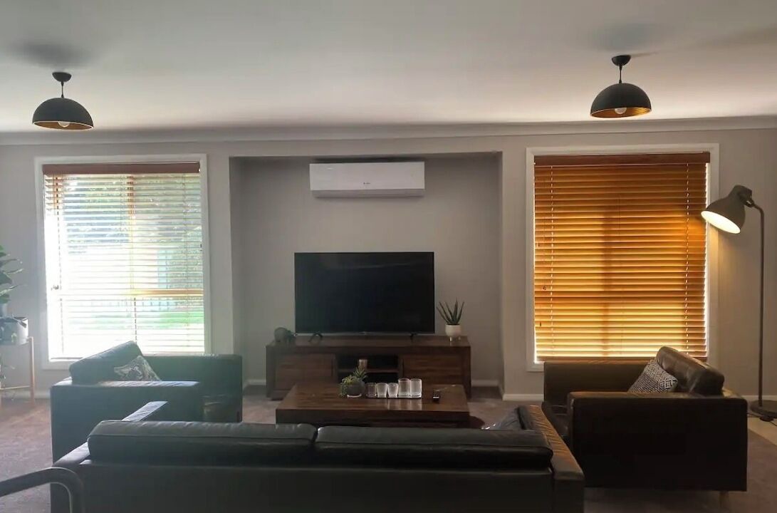 Photo of Livingroom in Oberon