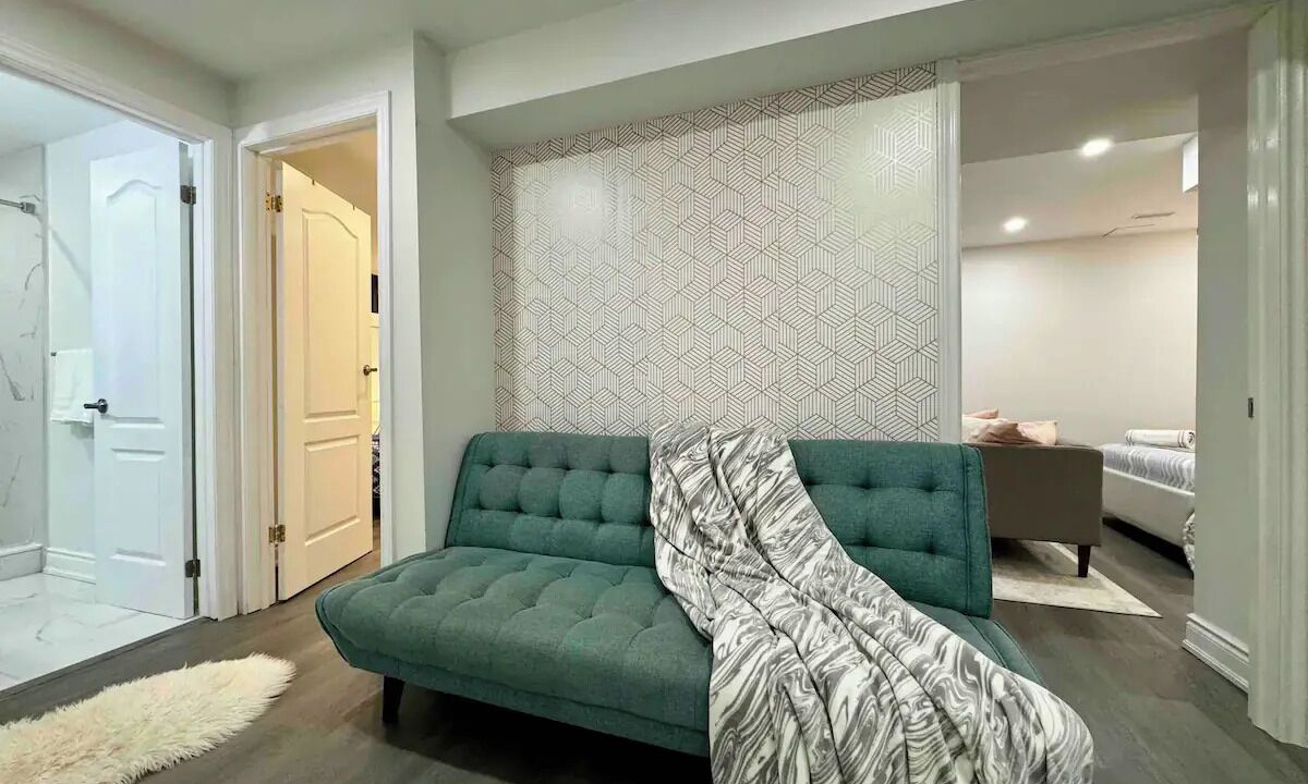 Photo of Livingroom in Richmond Hill
