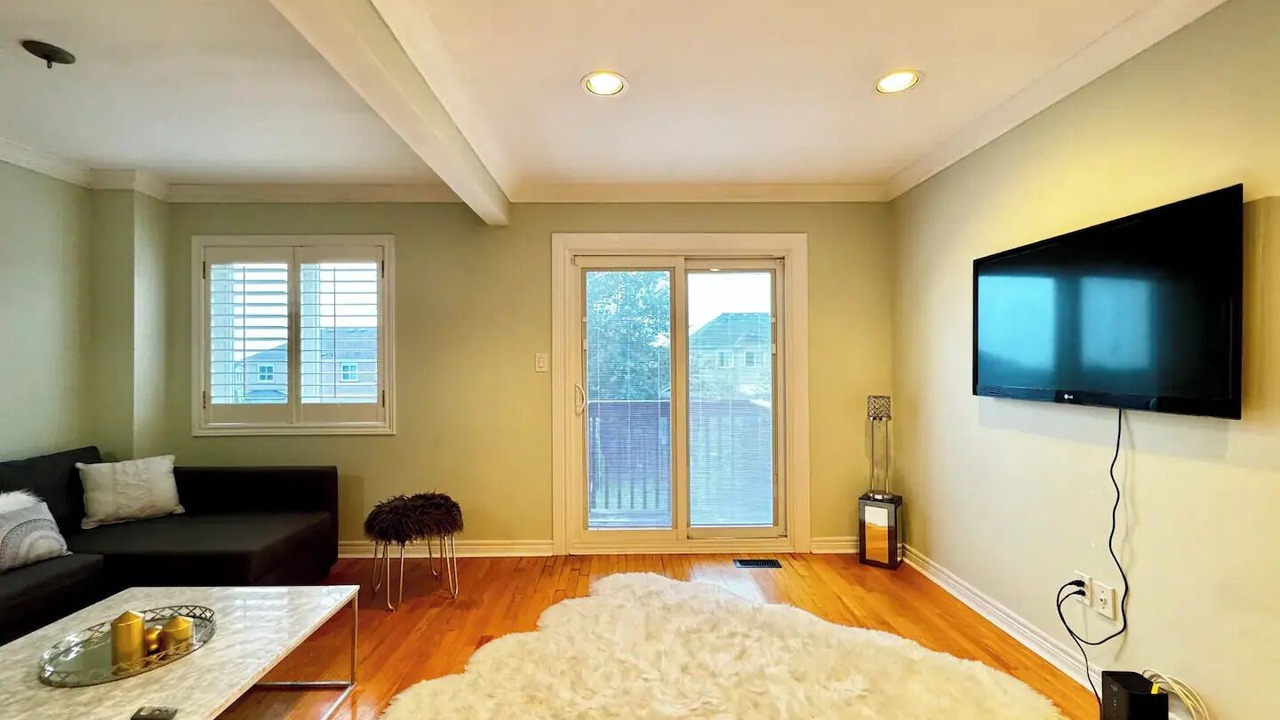 Photo of Livingroom in Vaughan