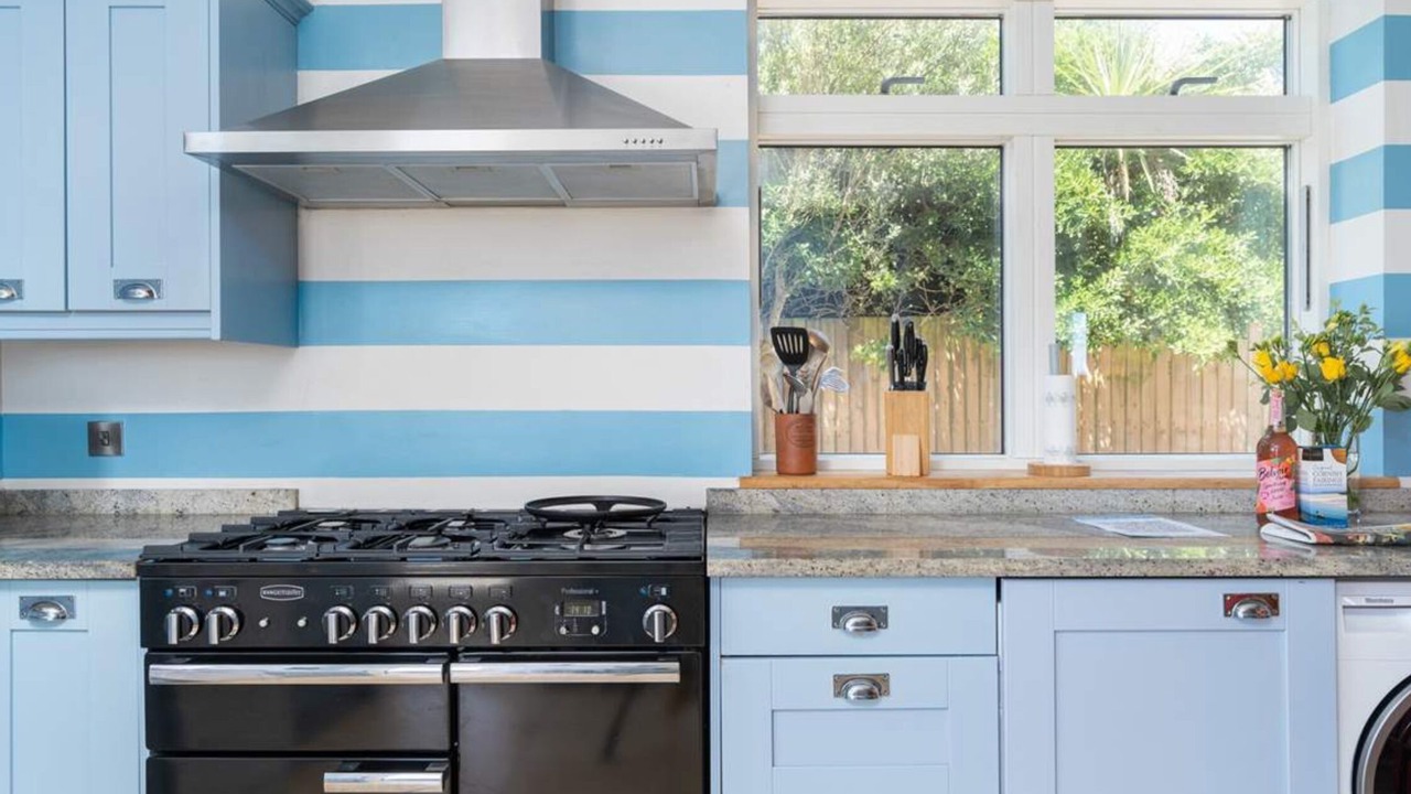 Photo of Kitchen in Perranuthnoe