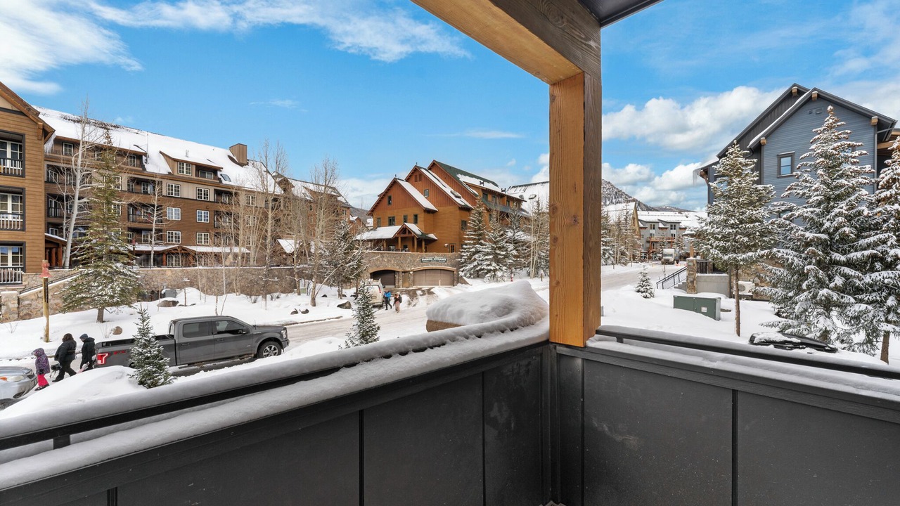 Photo of Outdoor in River Run