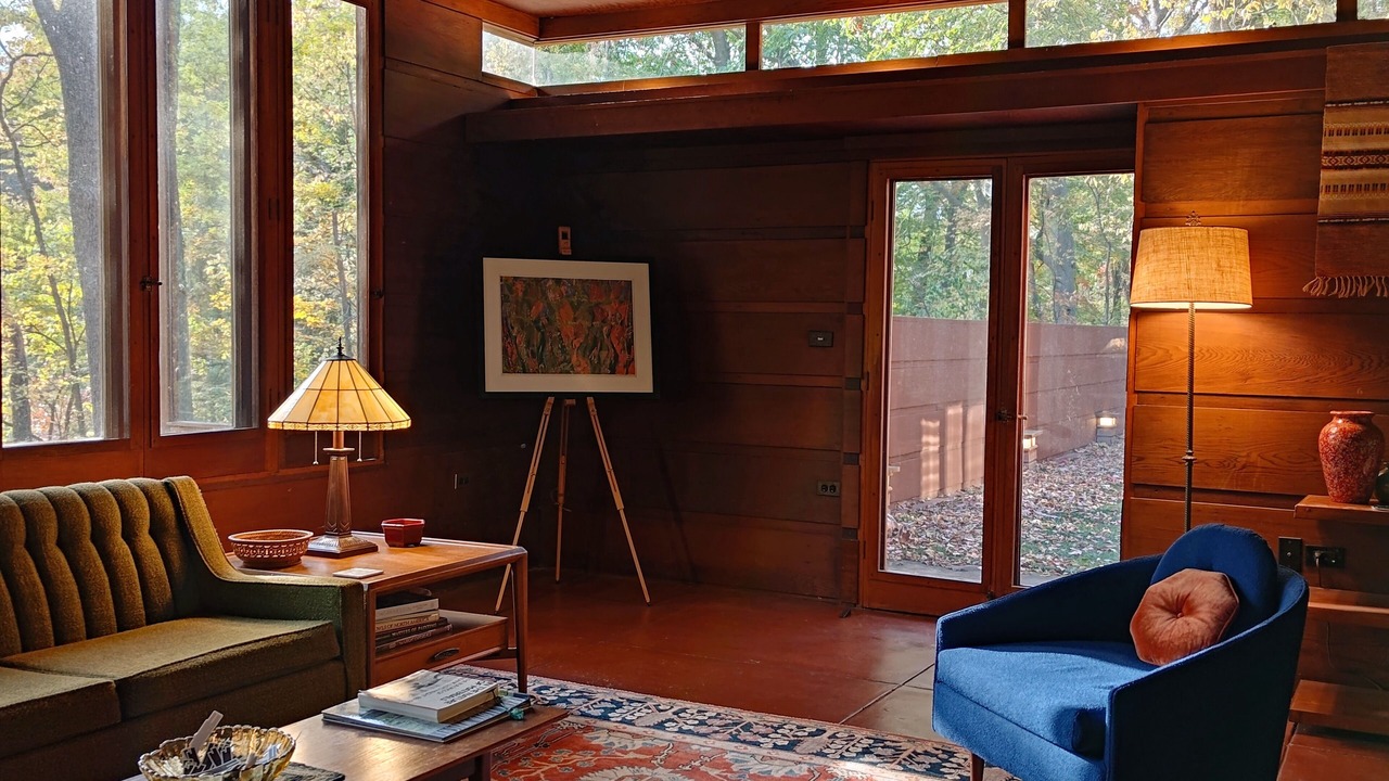 Photo of Livingroom in Okemos