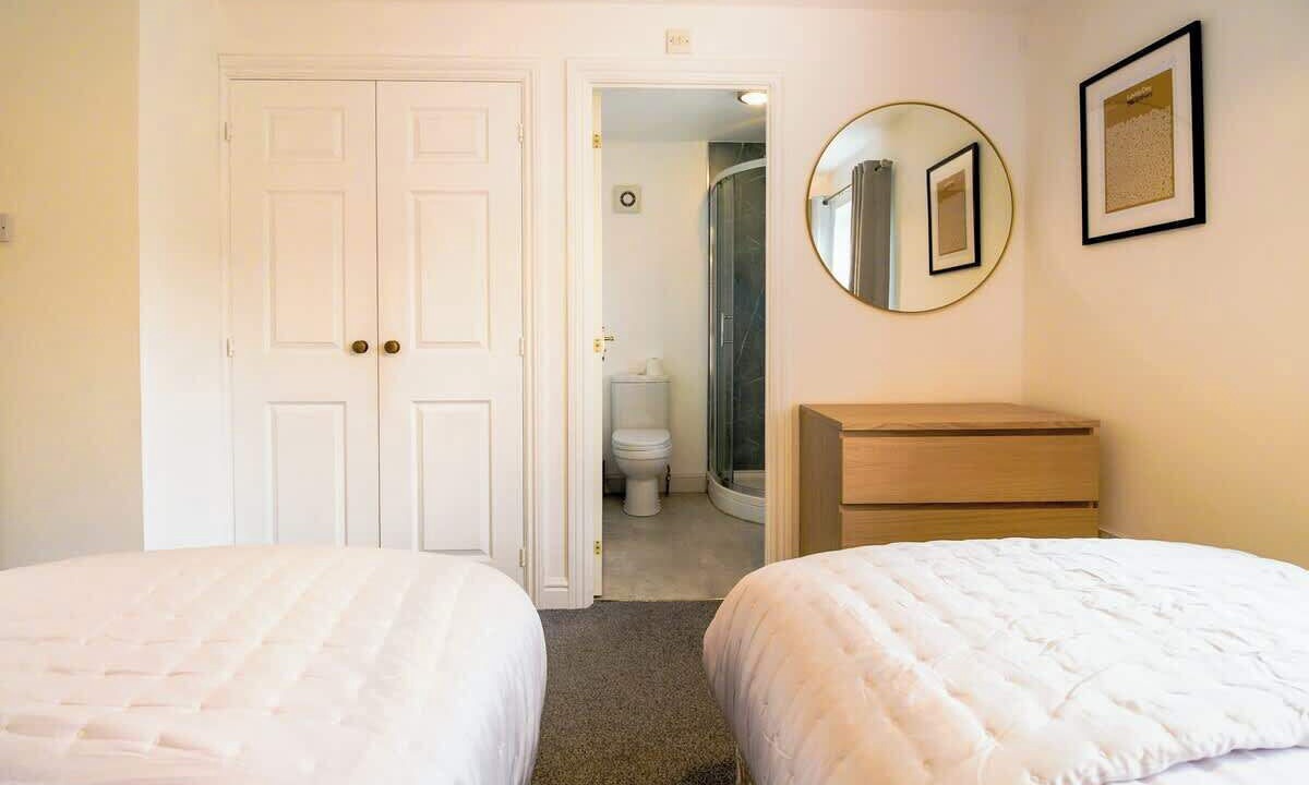 Photo of Others in Milton Malsor