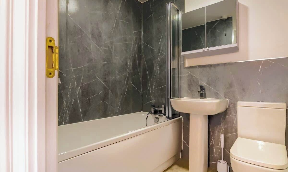 Photo of Others in Milton Malsor