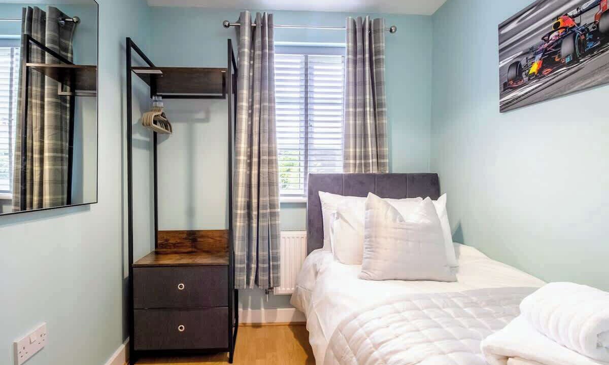 Photo of Others in Milton Malsor