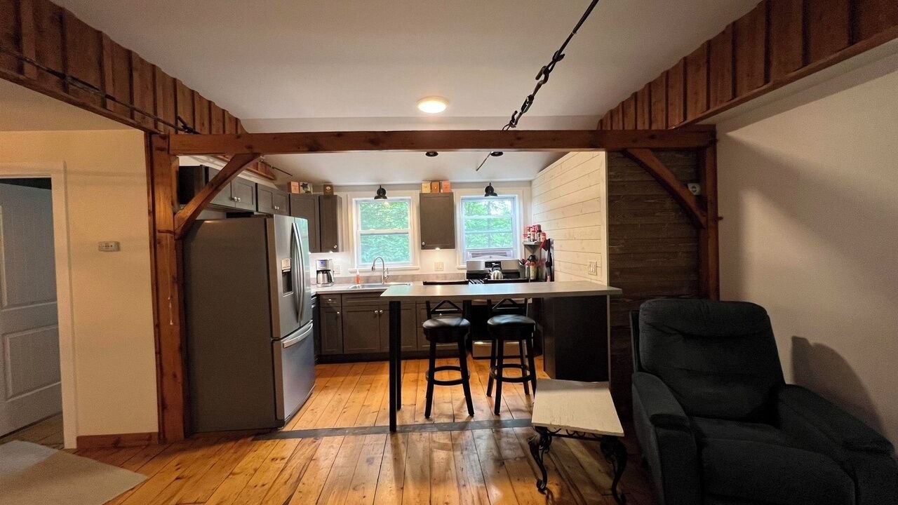 Photo of Others in Stoddard