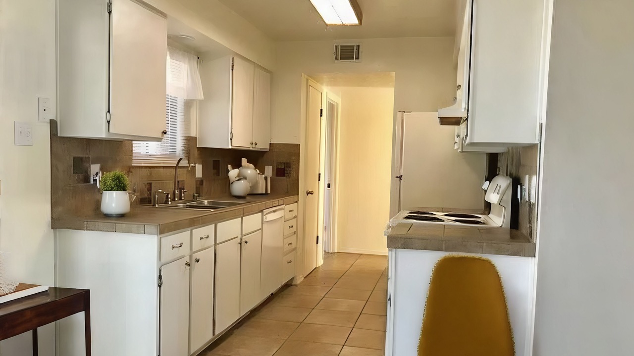 Photo of Kitchen in Alamedan Valley
