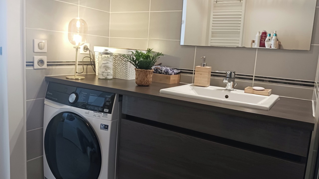 Photo of Others in Le Cres