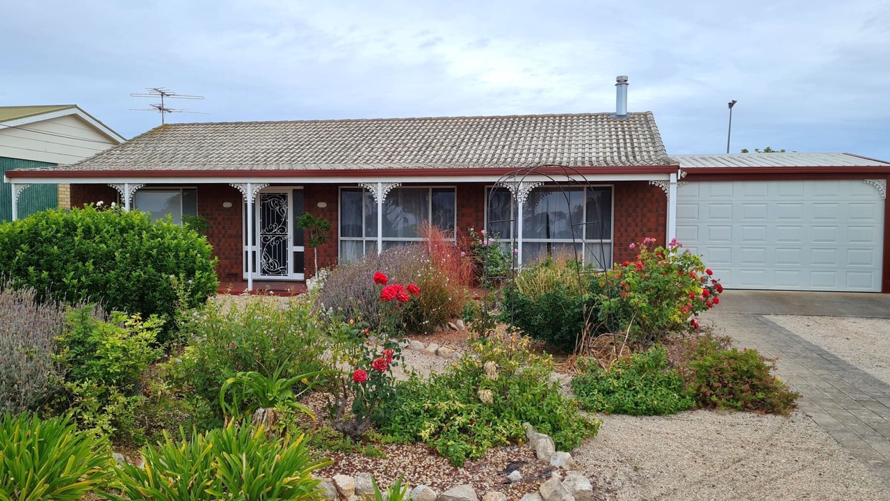 Photo of Others in Dalrymple