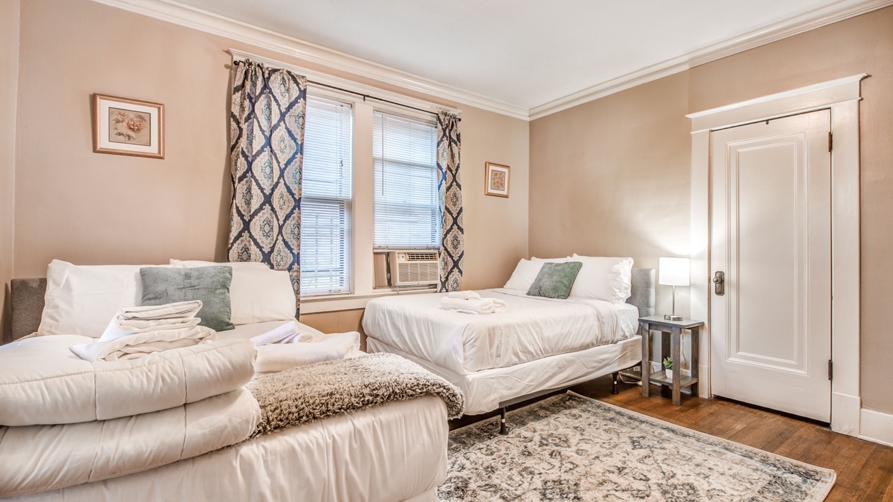 Photo of Bedroom in Evergreen