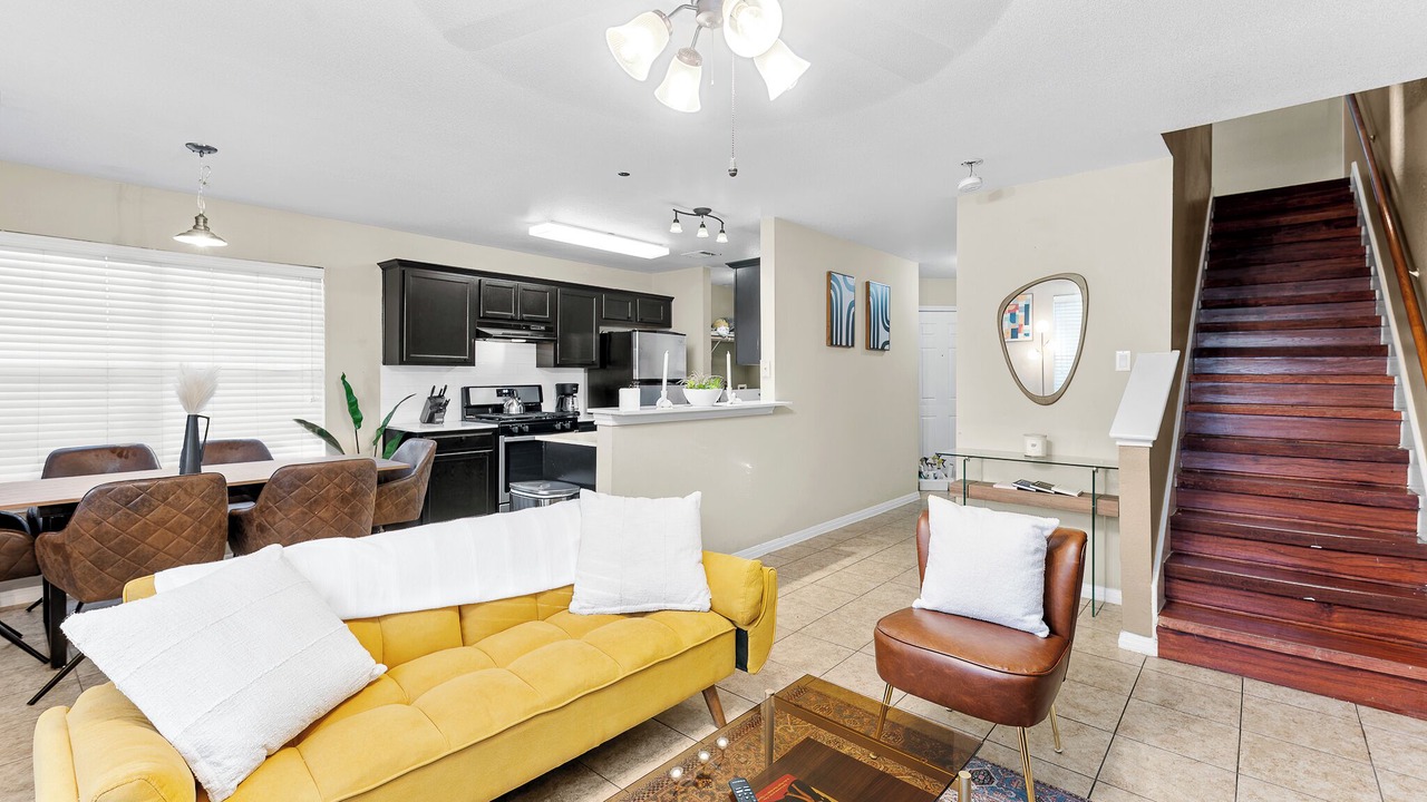 Photo of Livingroom in Franklin Park
