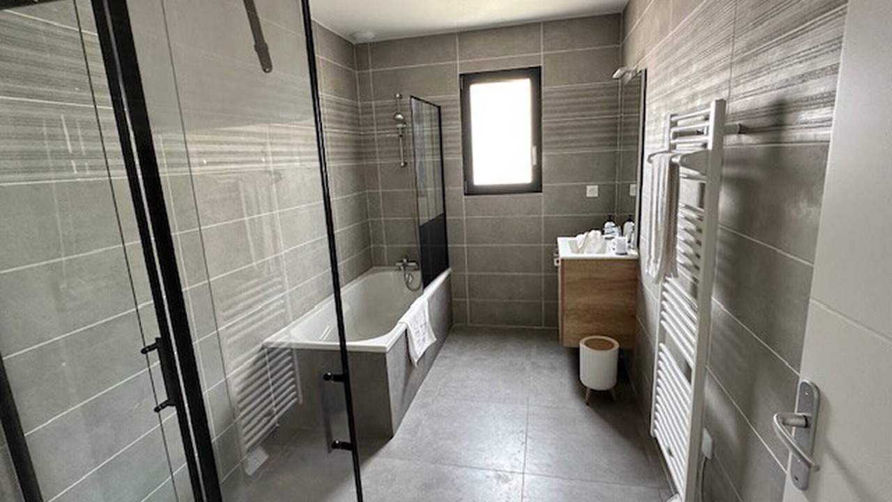 Photo of Others in Satolas-et-Bonce