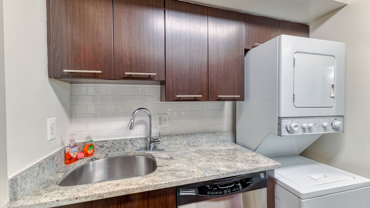 Photo of Kitchen in Aurora Highlands