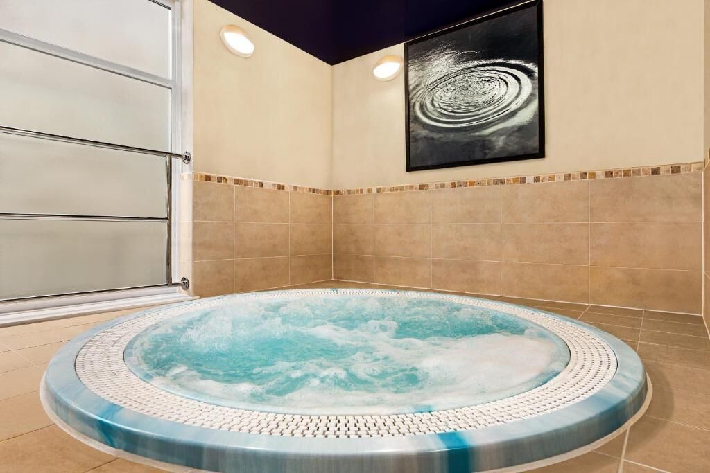 Photo of Others in Par