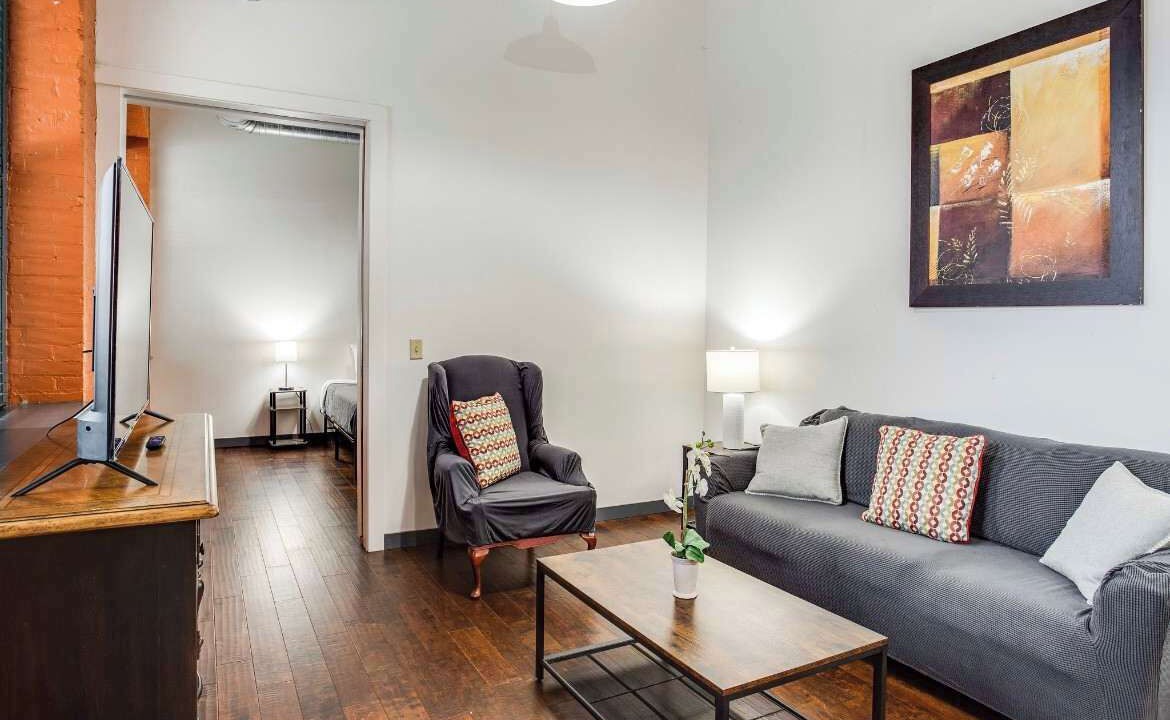 Photo of Livingroom in Downtown Rochester