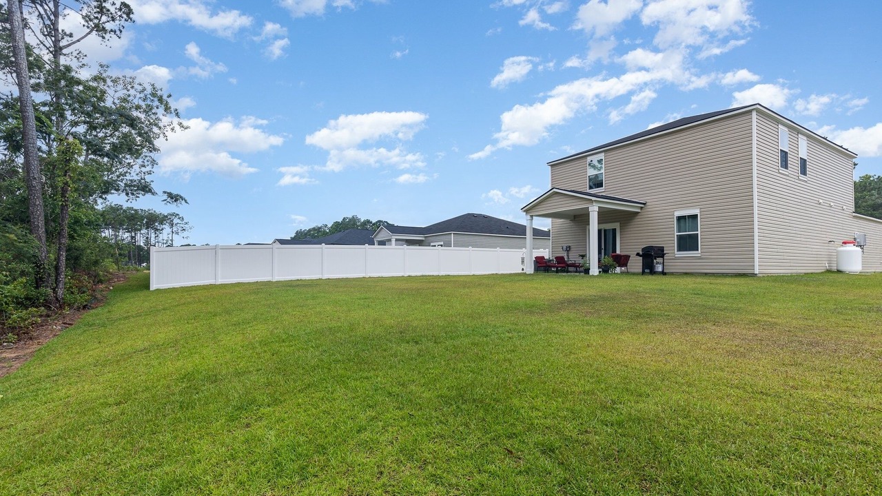 Photo of Outdoor in Red Hill