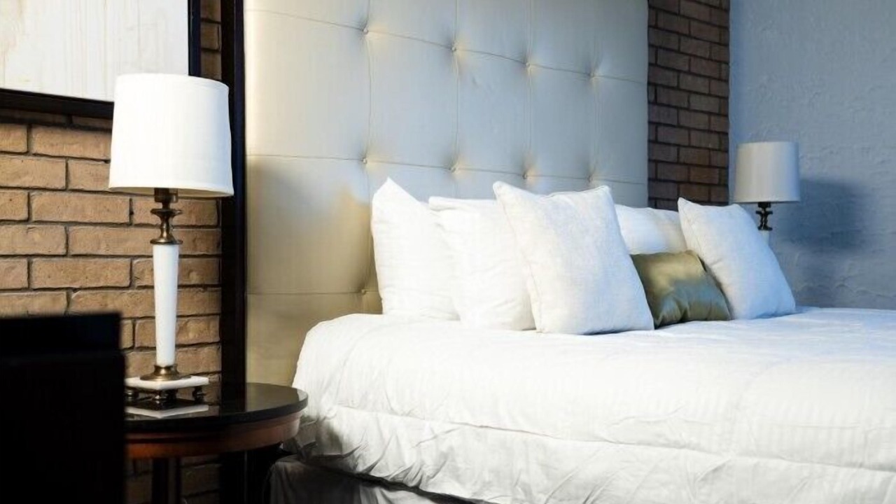 Photo of Bedroom in Western Division