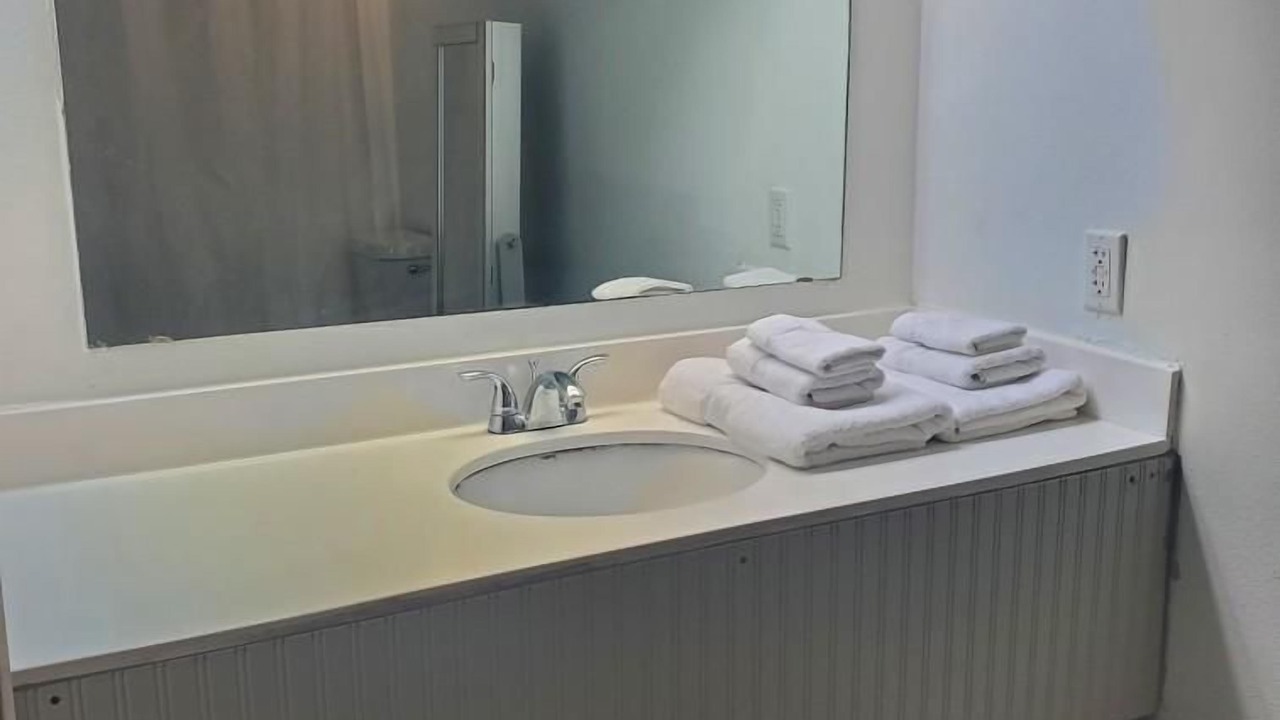 Photo of Bathroom in Western Division