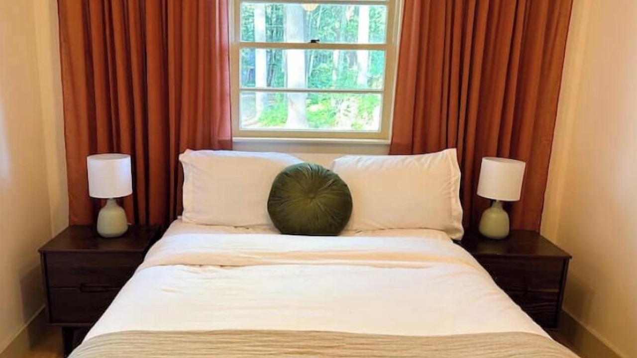 Photo of Others in Orange