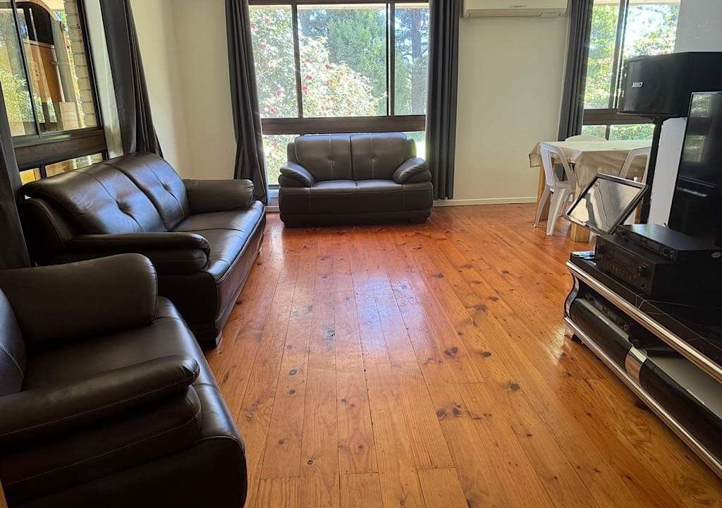 Photo of Livingroom in Pheasant Creek