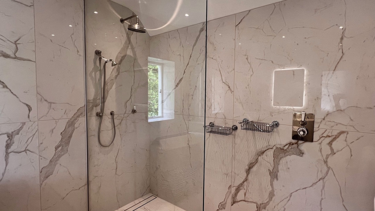 Photo of Others in Aldington