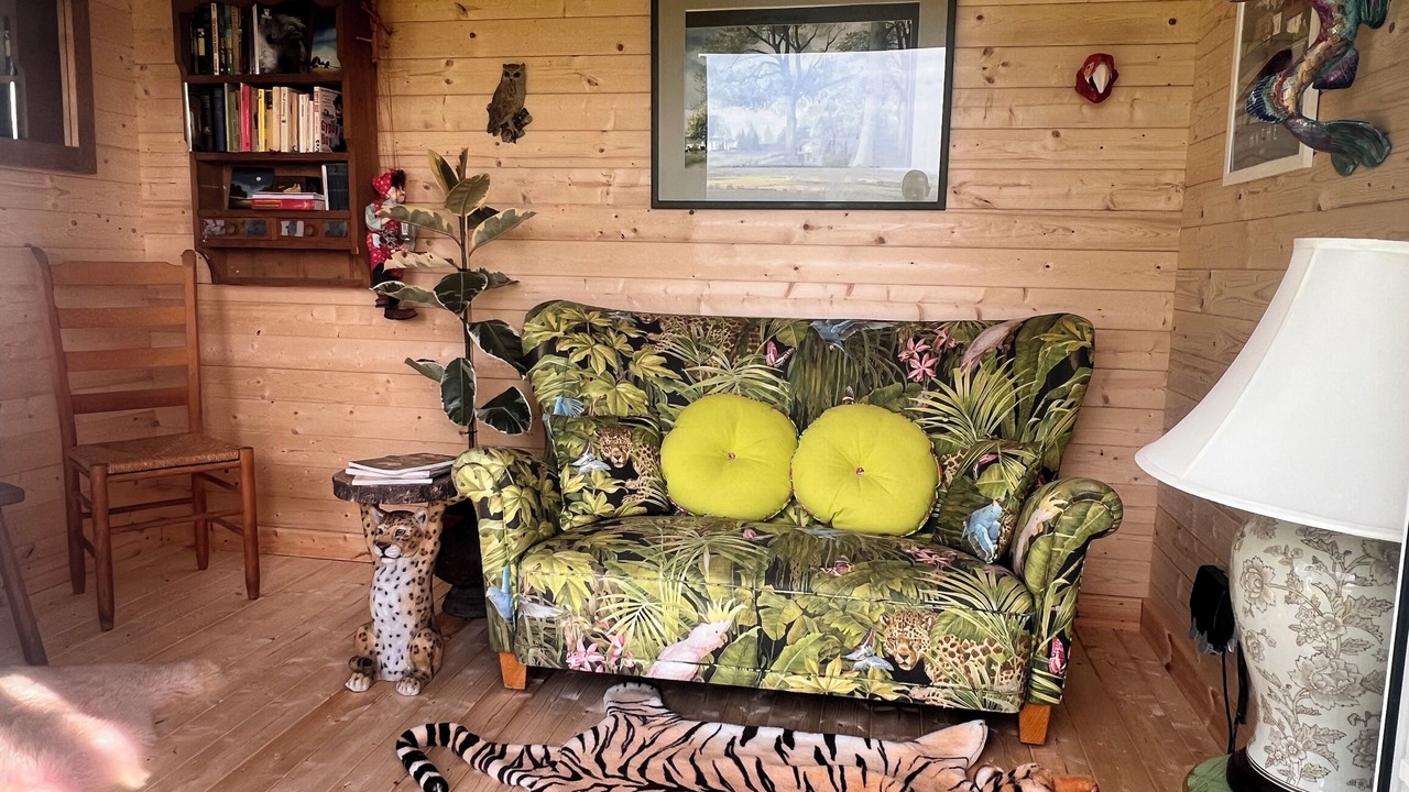 Photo of Others in Aldington