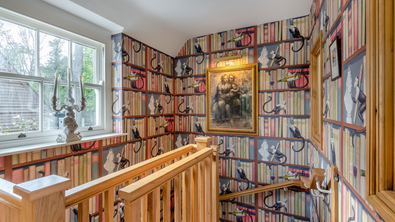 Photo of Others in Aldington