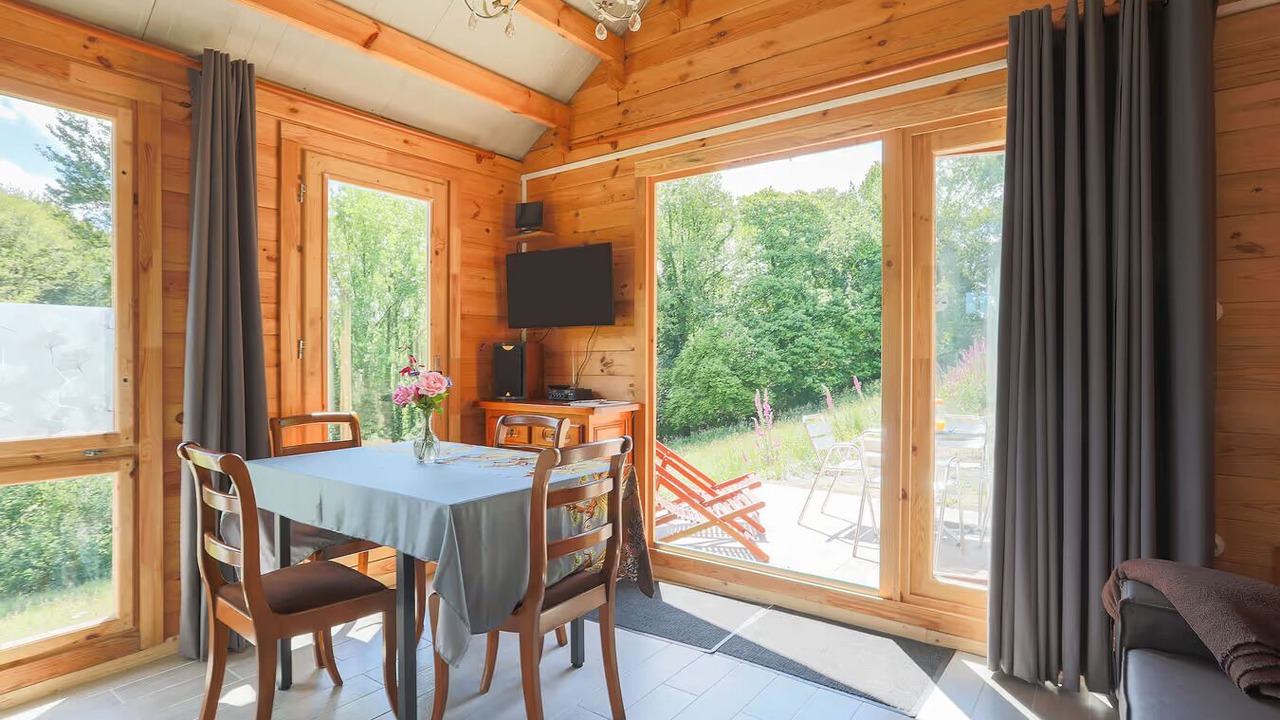 Photo of Livingroom in Plouegat-Moysan