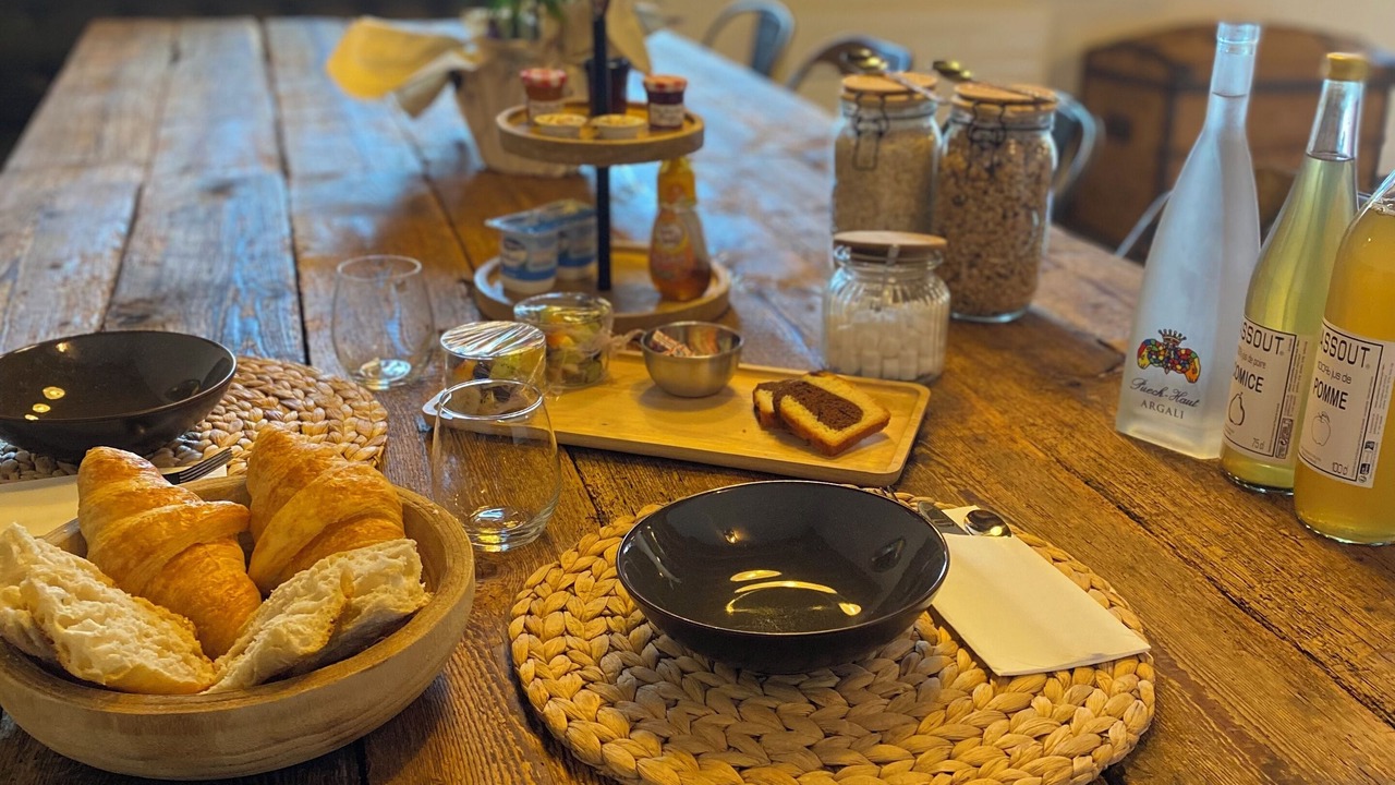 Photo of Others in Broue