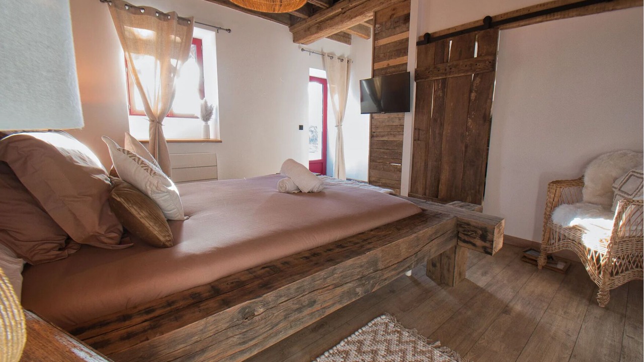 Photo of Others in Broue