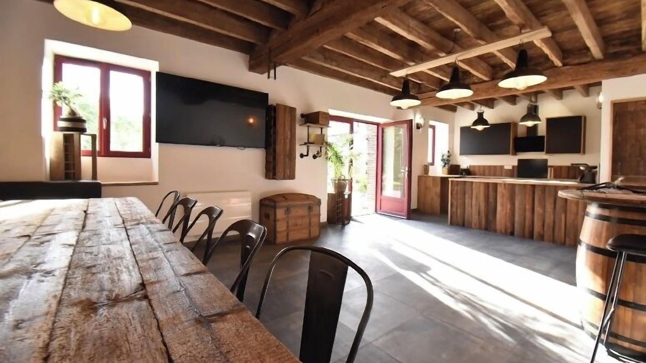 Photo of Others in Broue