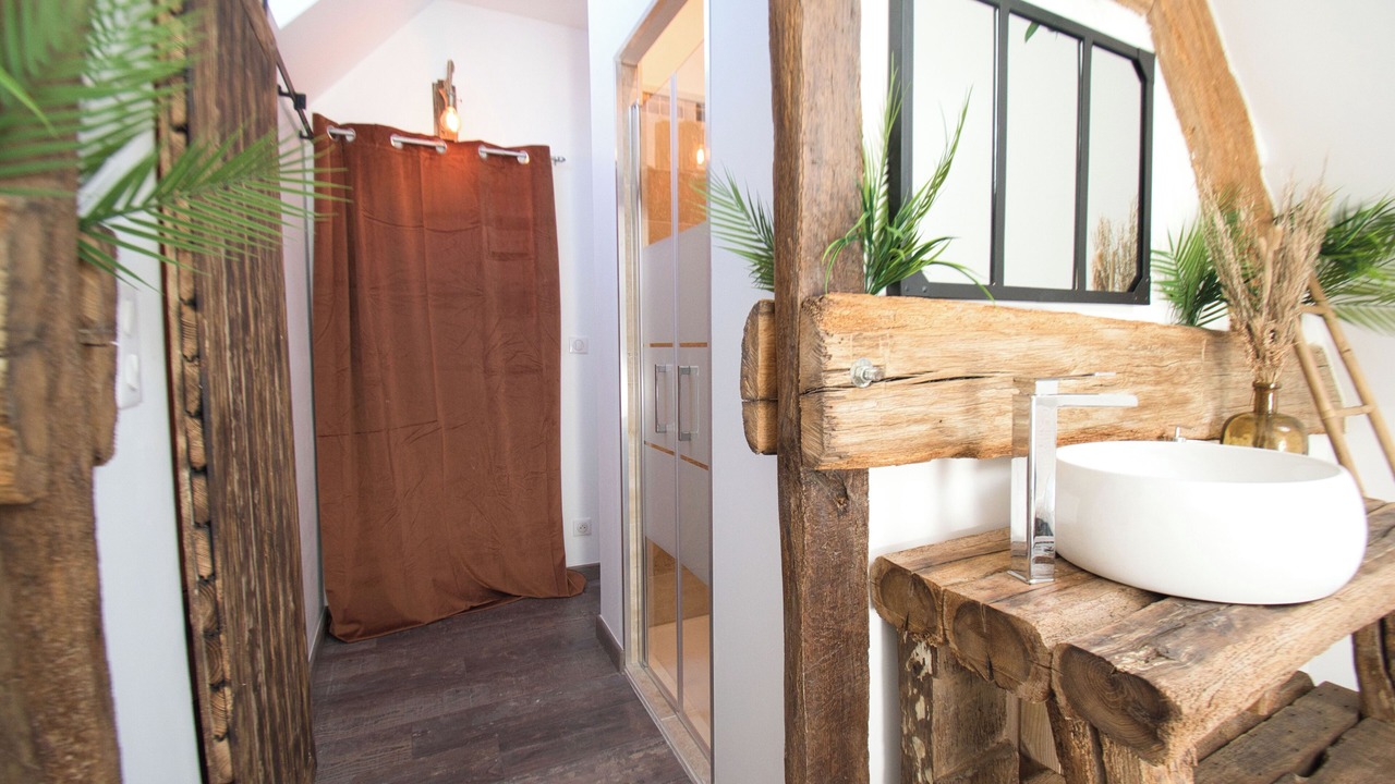 Photo of Bathroom in Broue